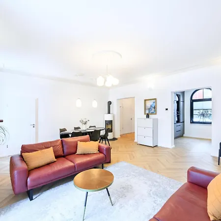 5 Sterne Schlossplatz - Sachsen Vogtland Erzgebirge 6 Personen 3 Sz Sauna Kamin Apartment